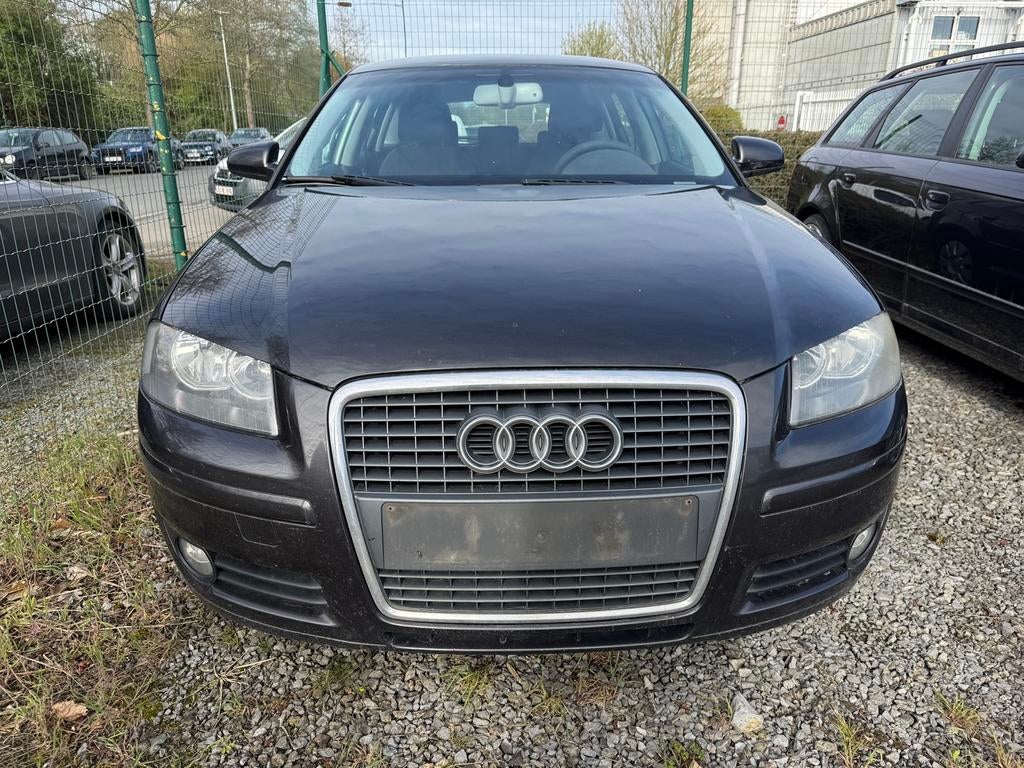 Audi A3 5p 1.9 tdi accidentée, chassis ok, moteur boite ok, Autos, Achat, Entreprise, Boîte manuelle, Noir