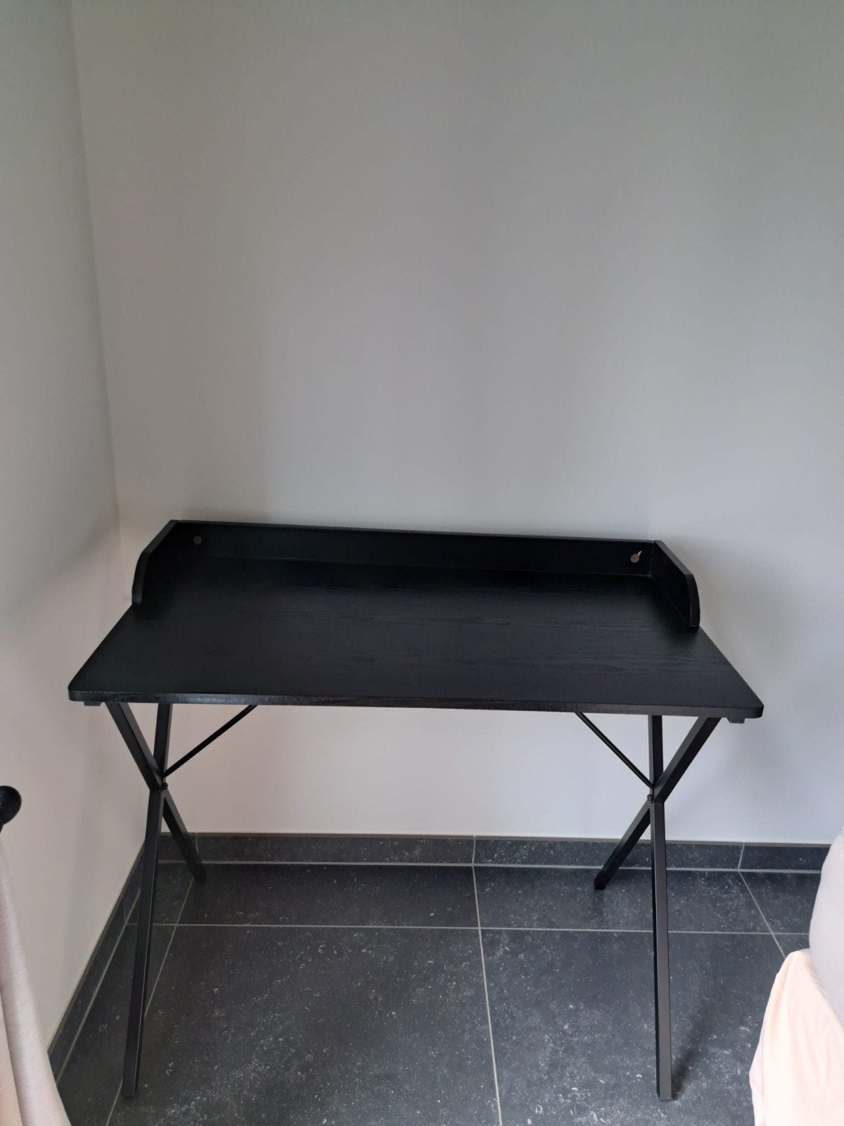 Bureau noir avec étagères, Bureau d'écolier, Comme neuf, Bois, Enlèvement