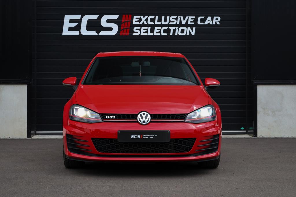 Volkswagen Golf VII GTI | 2.0 TSI | 220 ch | Tornado Red, Autos, Rouge, Achat, 139 g/km, Entreprise