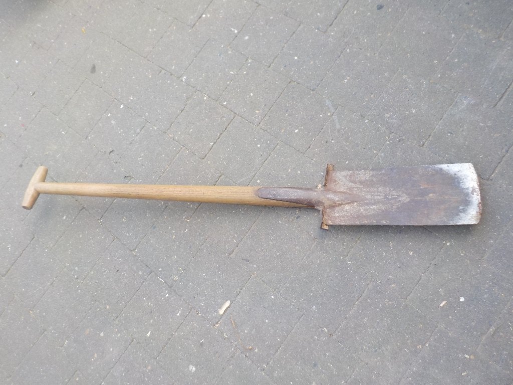 Lange spade, Ophalen, Spade