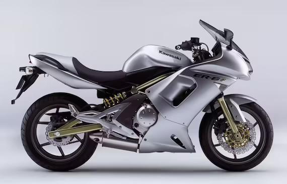 ER6F 2006 - 2008 Kawasaki Frame D1-50972, Motoren