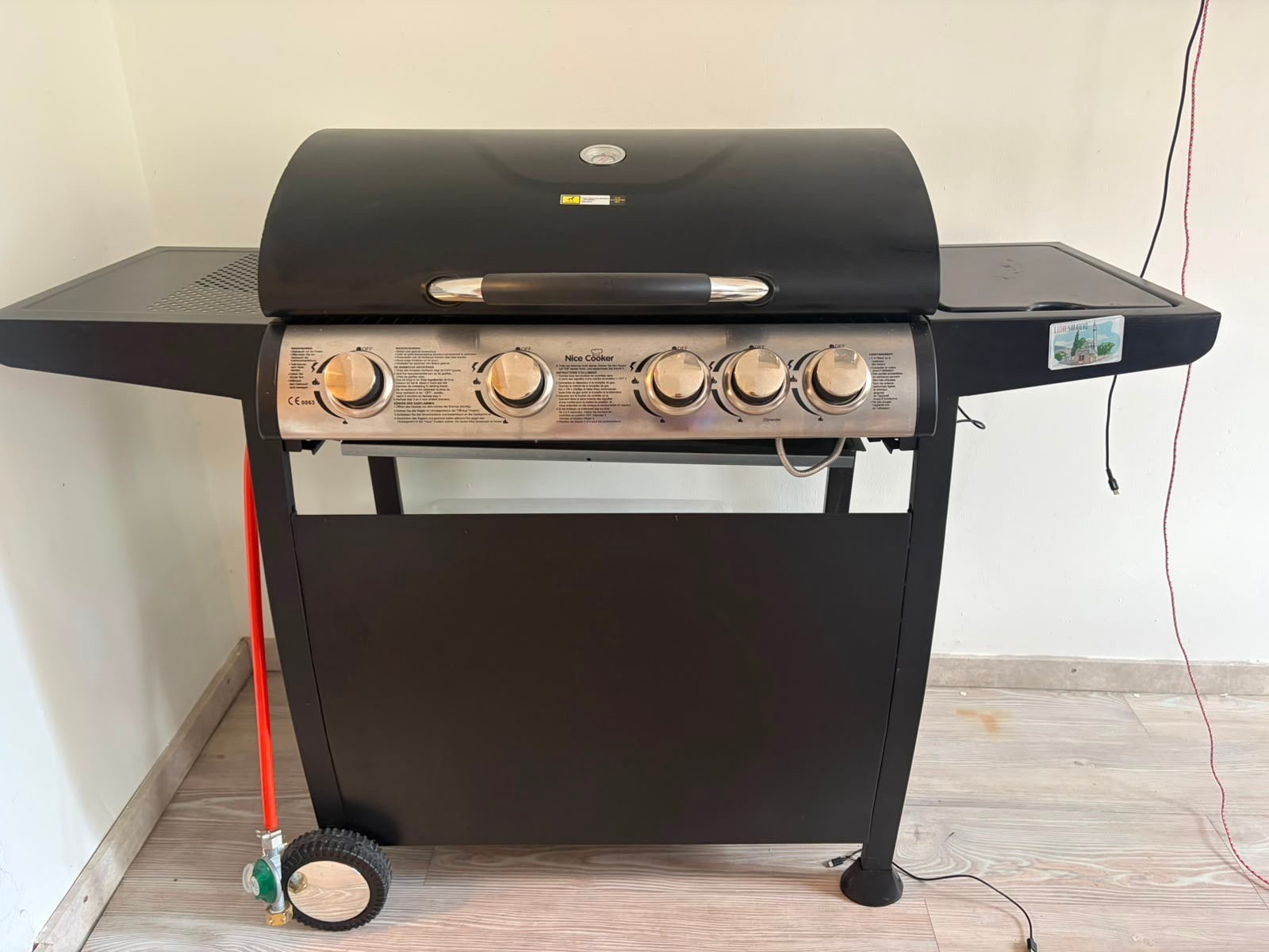 Bbq te koop, Ophalen, Zo goed als nieuw