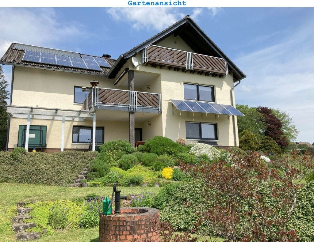 Huis met bovenwoning nabij buitengebied in Hessen, Duitsland, Immo, Dorp, Woonhuis, Verkoop zonder makelaar, Duitsland