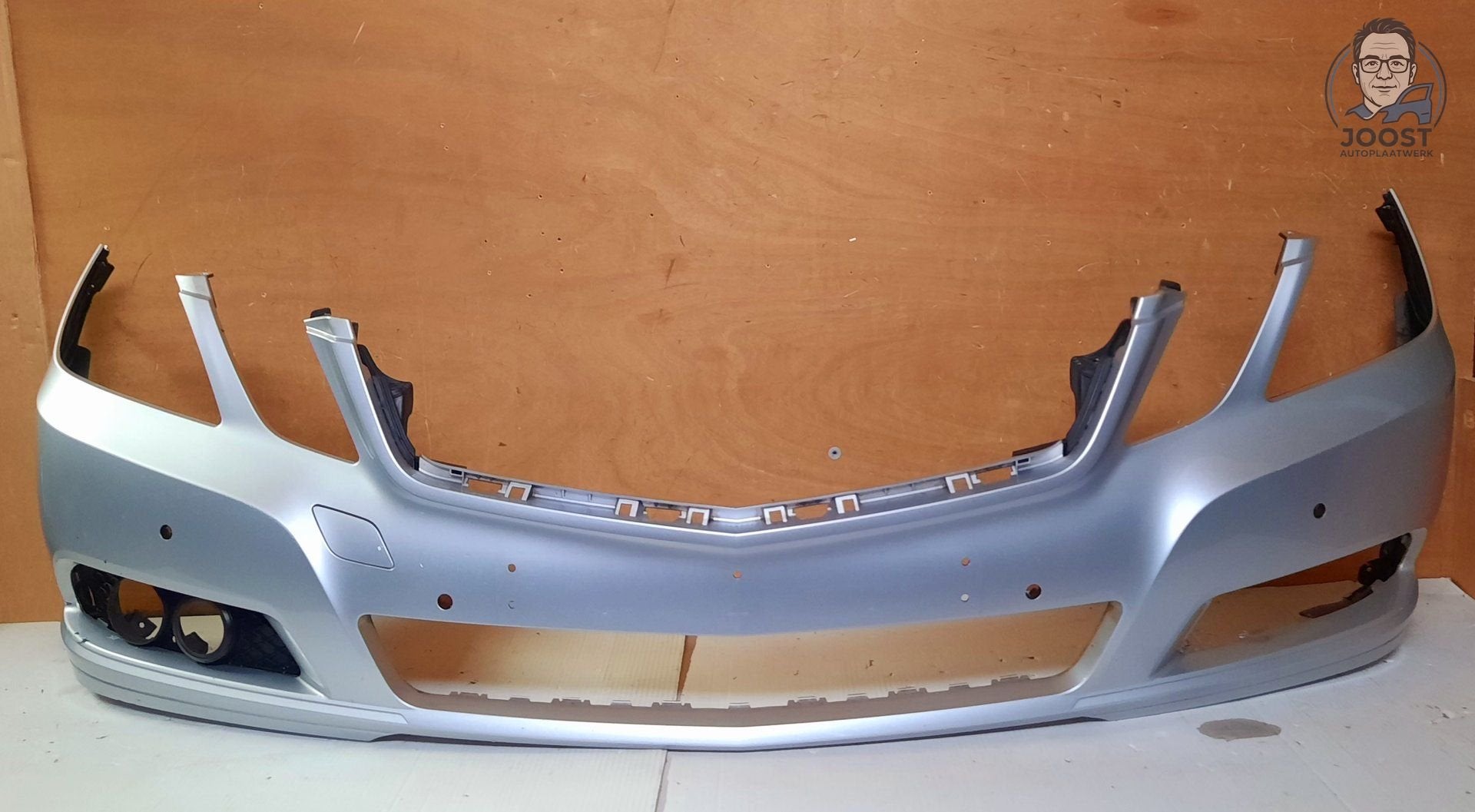 Voorbumper orgineel Mercedes E-Klasse W212 09-13 A2128850025, Gebruikt, Voor, -Mercedes-Benz AG, Ophalen of Verzenden
