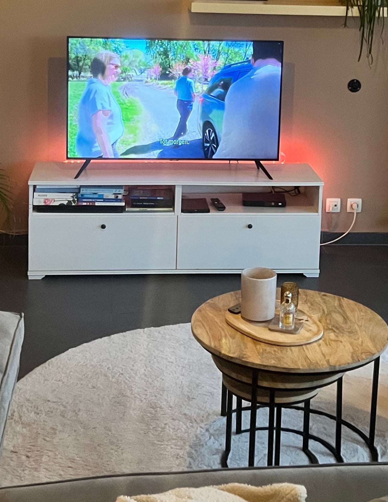 Gratis tv meubel, Huis en Inrichting, Ophalen, Gebruikt, 100 tot 150 cm, Landelijk