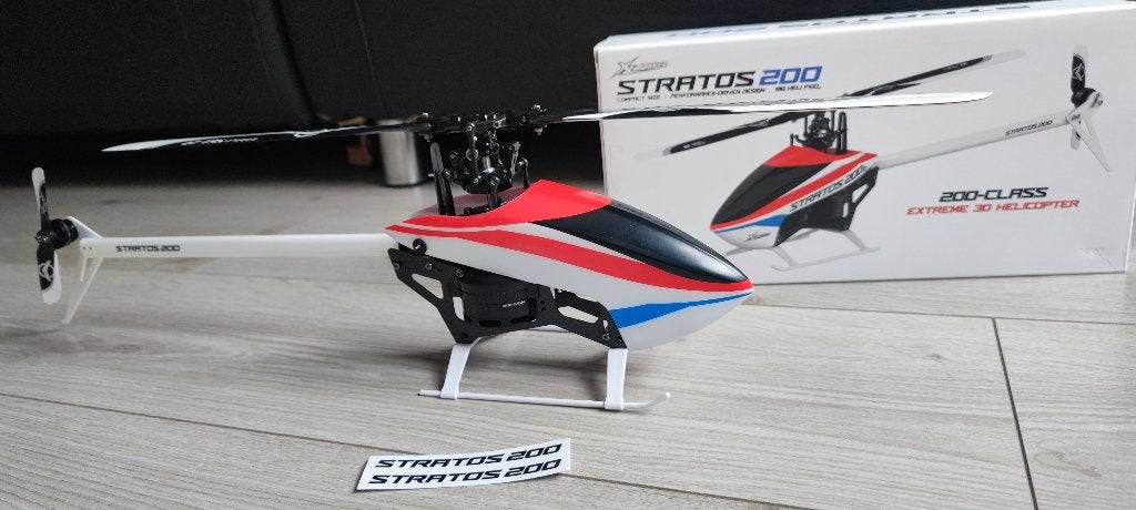 xl stratos 200, Hobby & Loisirs créatifs, Enlèvement ou Envoi, Comme neuf, Électro, Hélicoptère