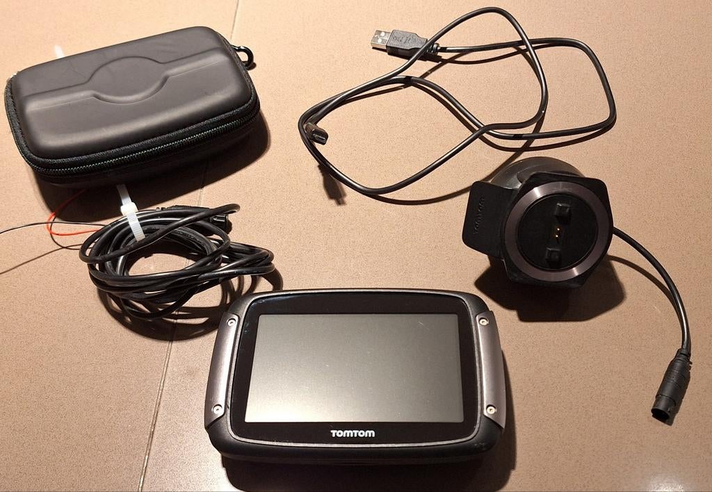 Tomtom Rider 410, Motoren, Ophalen
