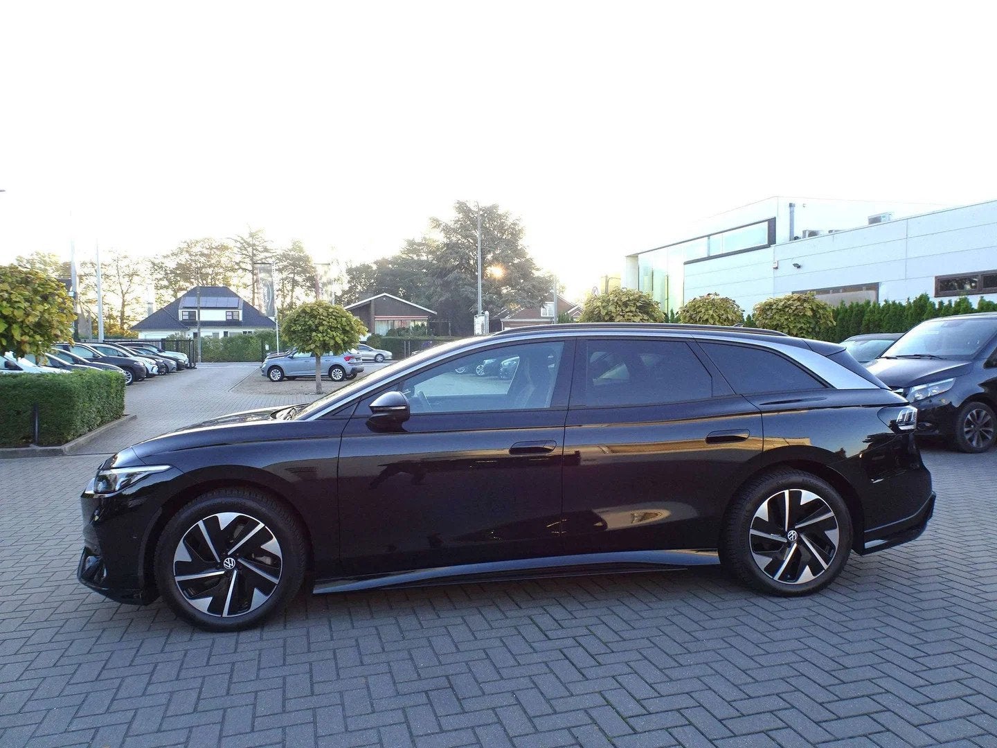 Volkswagen ID.7 Tourer 86 kWh Pro IQ LIGHT,CAMERA 360,TREK, Autos, Achat, Entreprise, Noir, 5 portes
