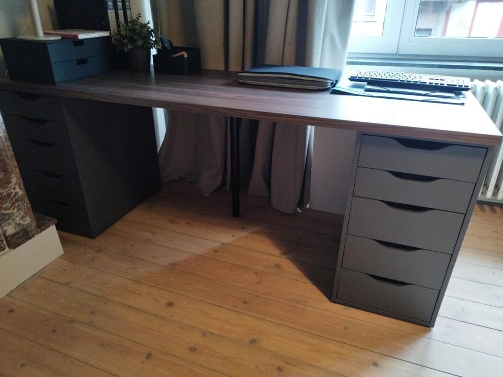 NIEUWE/ONGEBRUIKTE BUREAU IKEA, Huis en Inrichting, Ophalen, Demontabel, Nieuw, IKEA