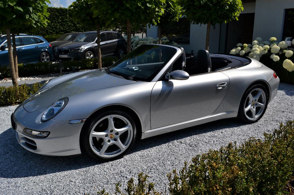 Porsche 911 type 997 ~ CABRIO ~ MANUEEL ~ TOP CONDITIE, 4 zetels, Achterwielaandrijving, Cabriolet, Leder