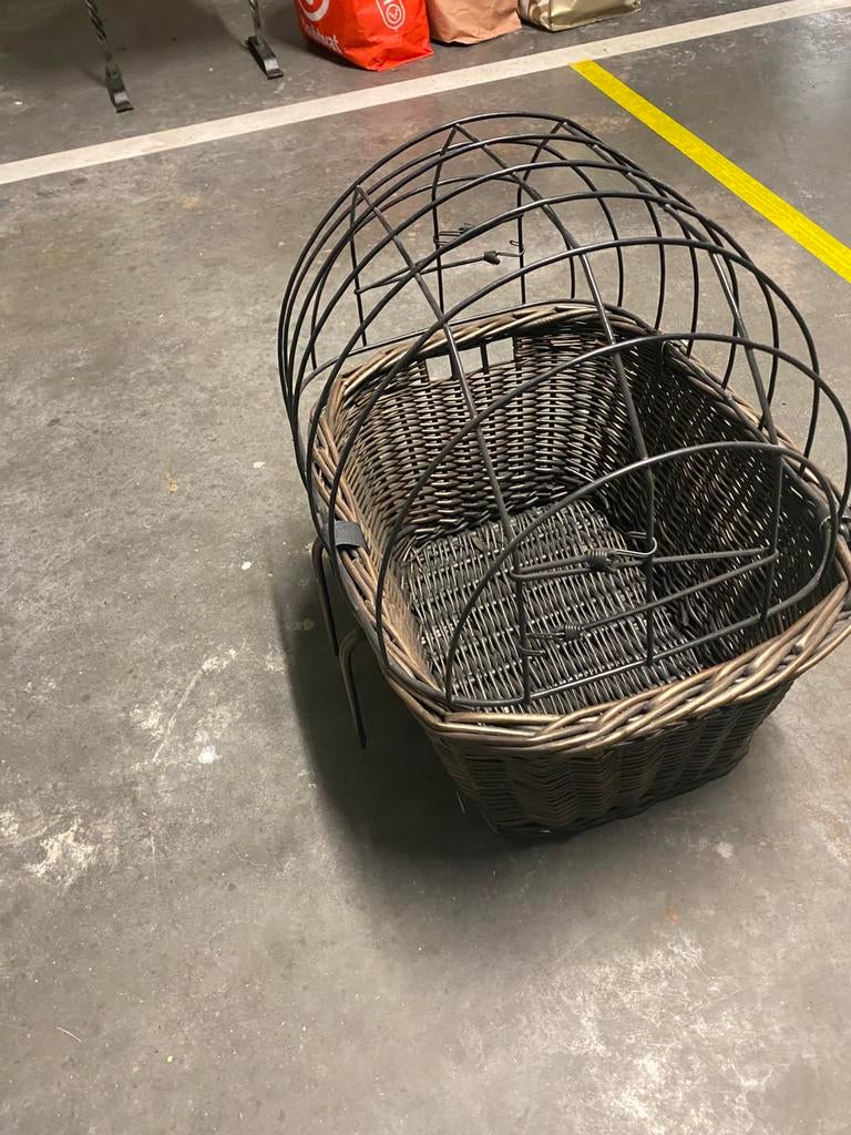 Fietsmand rotan, Ophalen, Zo goed als nieuw, Fietsmand