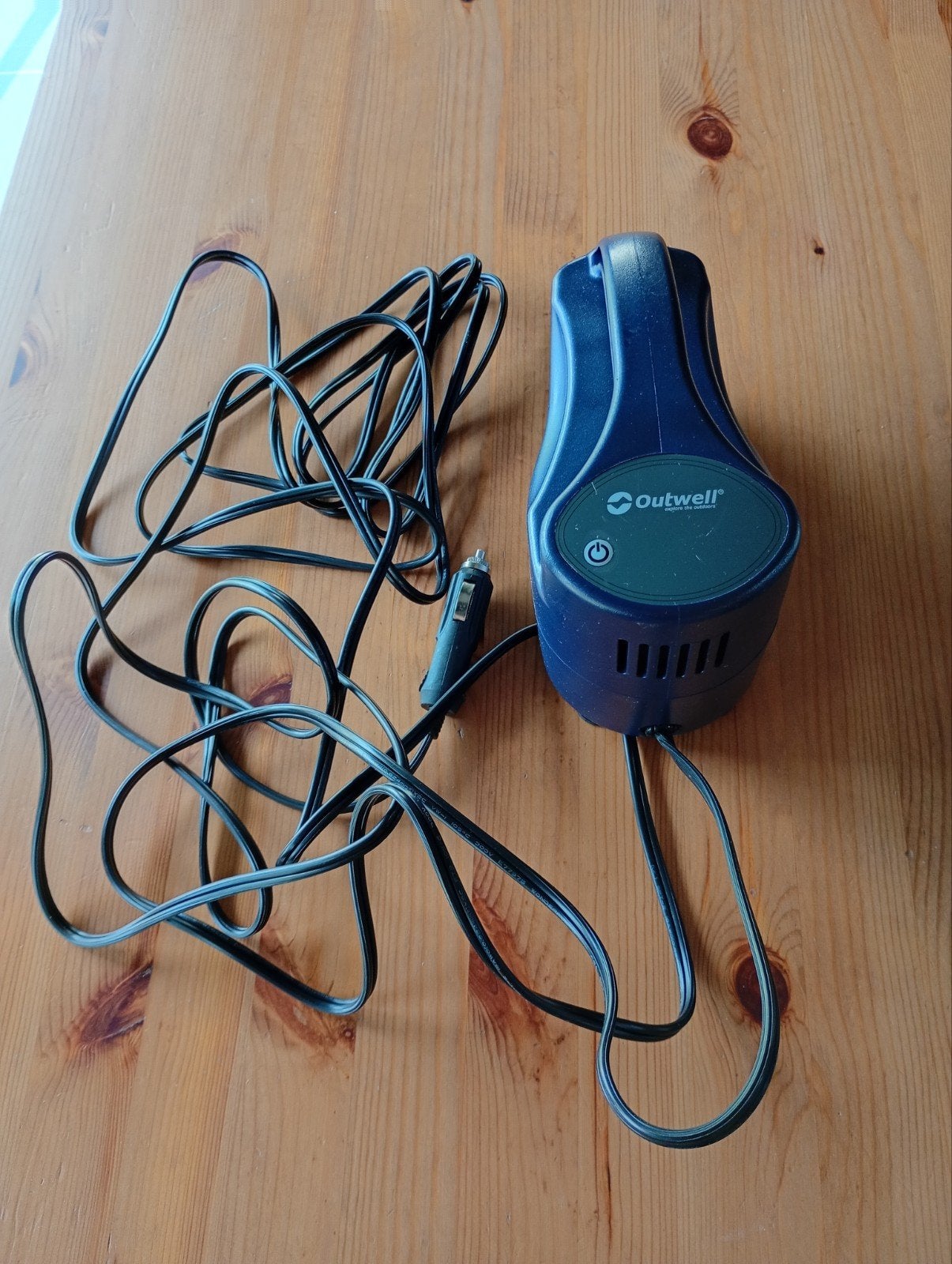 Tentpomp 12 V van het merk Outwell - voor Bardani tent, Ophalen, Gebruikt