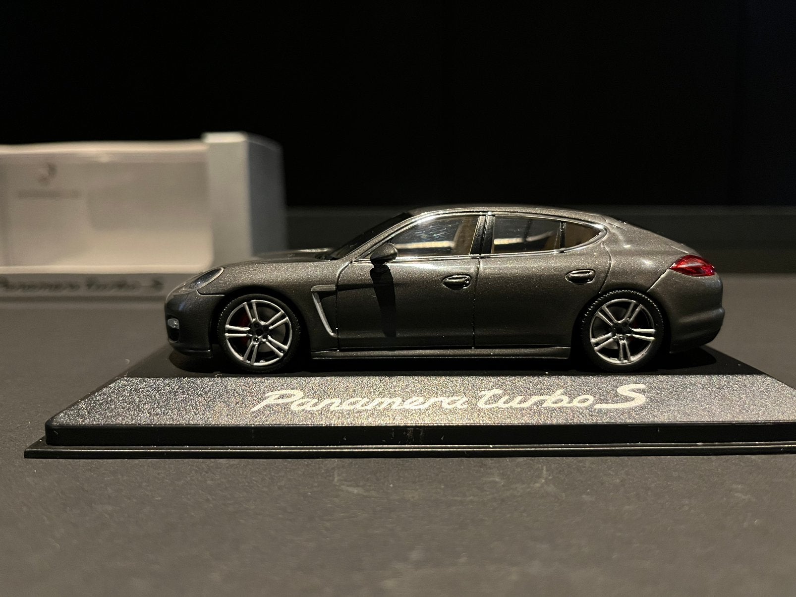 Porsche Panamera Turbo S, Ophalen, Zo goed als nieuw