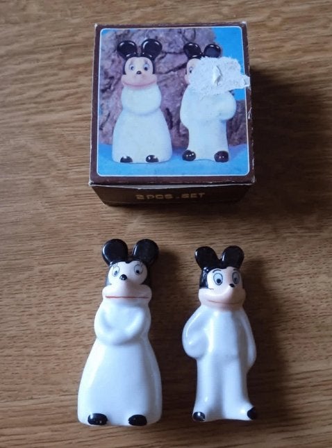 Zeldzaam verzamel mickey en minnie mouse beeldjes in doos, Verzamelen, Disney, Ophalen, Mickey Mouse, Gebruikt, Beeldje of Figuurtje
