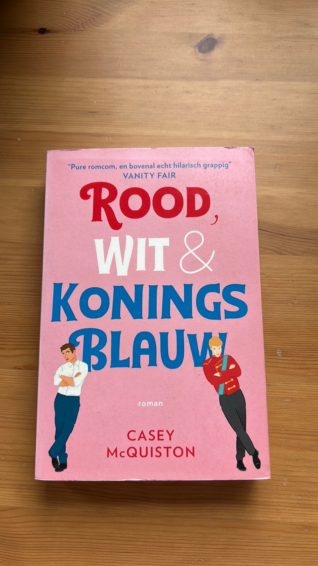 Rood, wit en koningsblauw, Boeken, Ophalen of Verzenden, Zo goed als nieuw