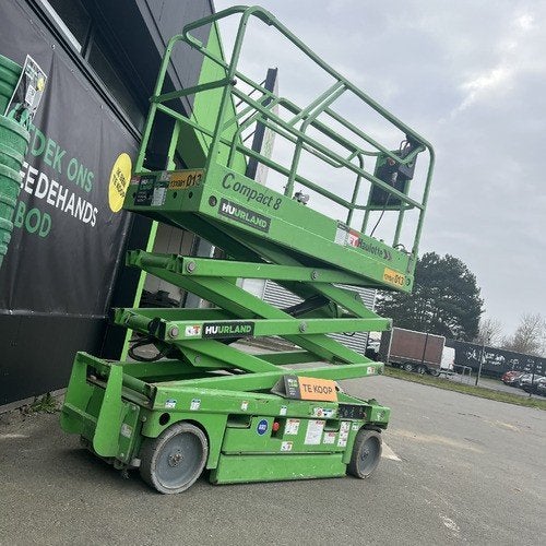 Occasie Schaarlift 8m Haulotte Compact 8, Ophalen