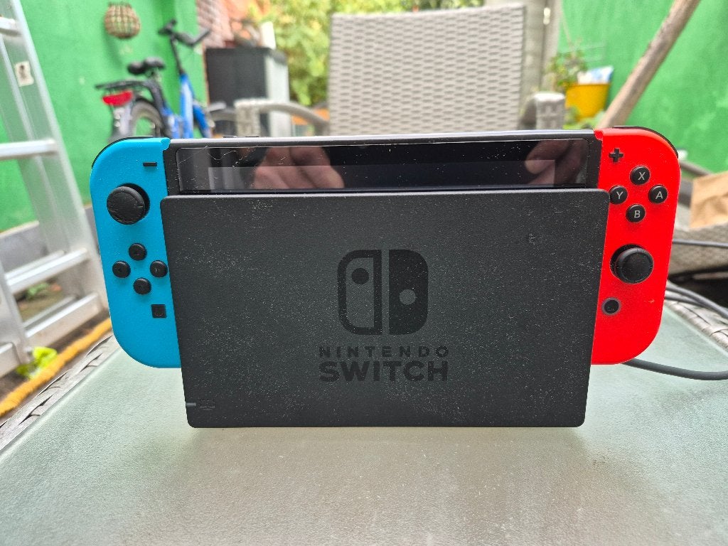 Nintendo Switch + 9 games + Ring Fit+ accessoires, Enlèvement, Comme neuf