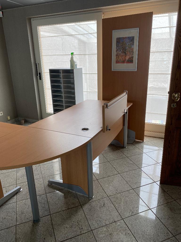 Bureau, Huis en Inrichting, Bureaus, Ophalen, Gebruikt, Scheidingswand, Spaanplaat of MDF