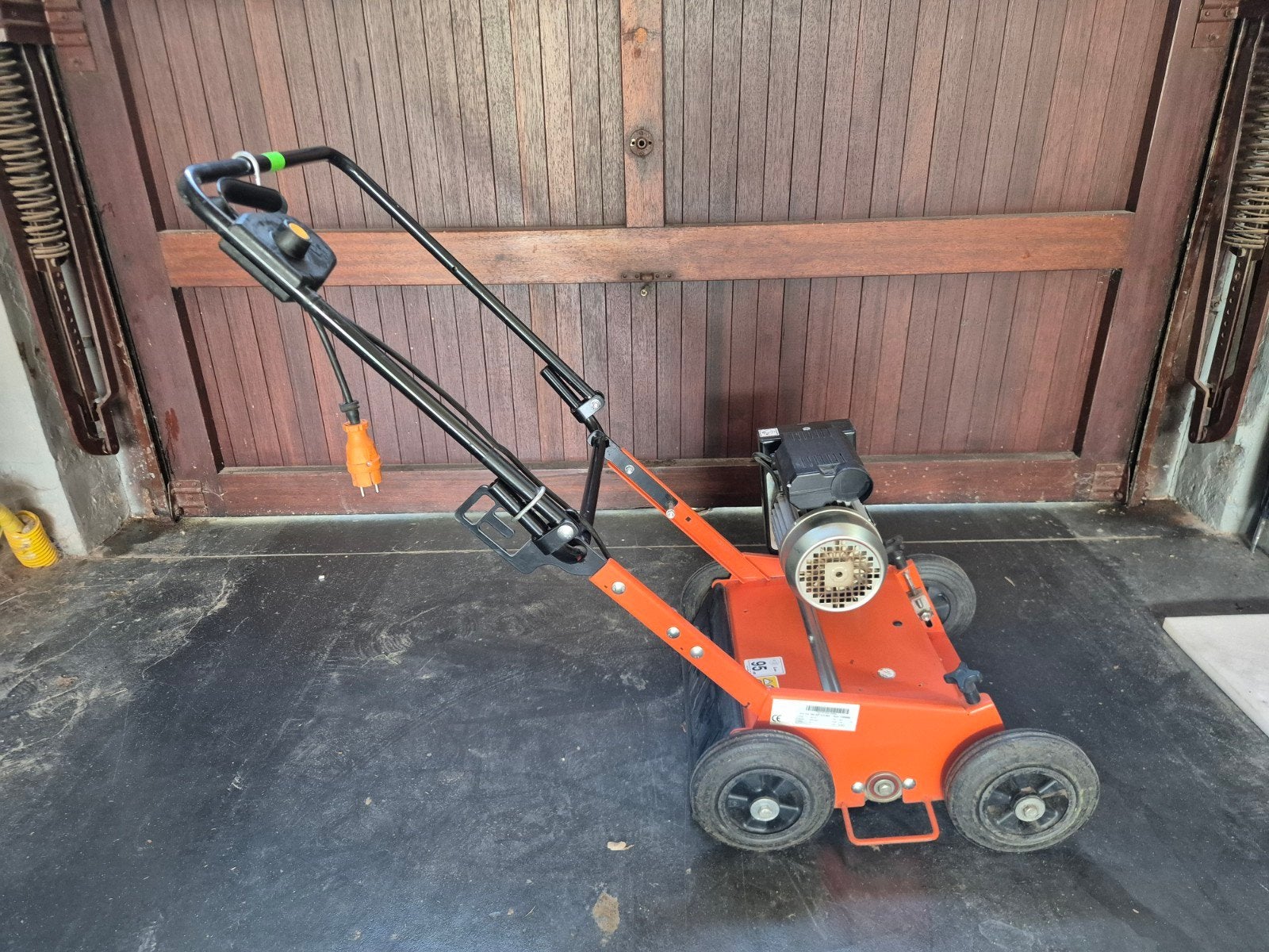 eliet e401 eco liner verticuteerder, Jardin & Terrasse, Scarificateurs, Enlèvement