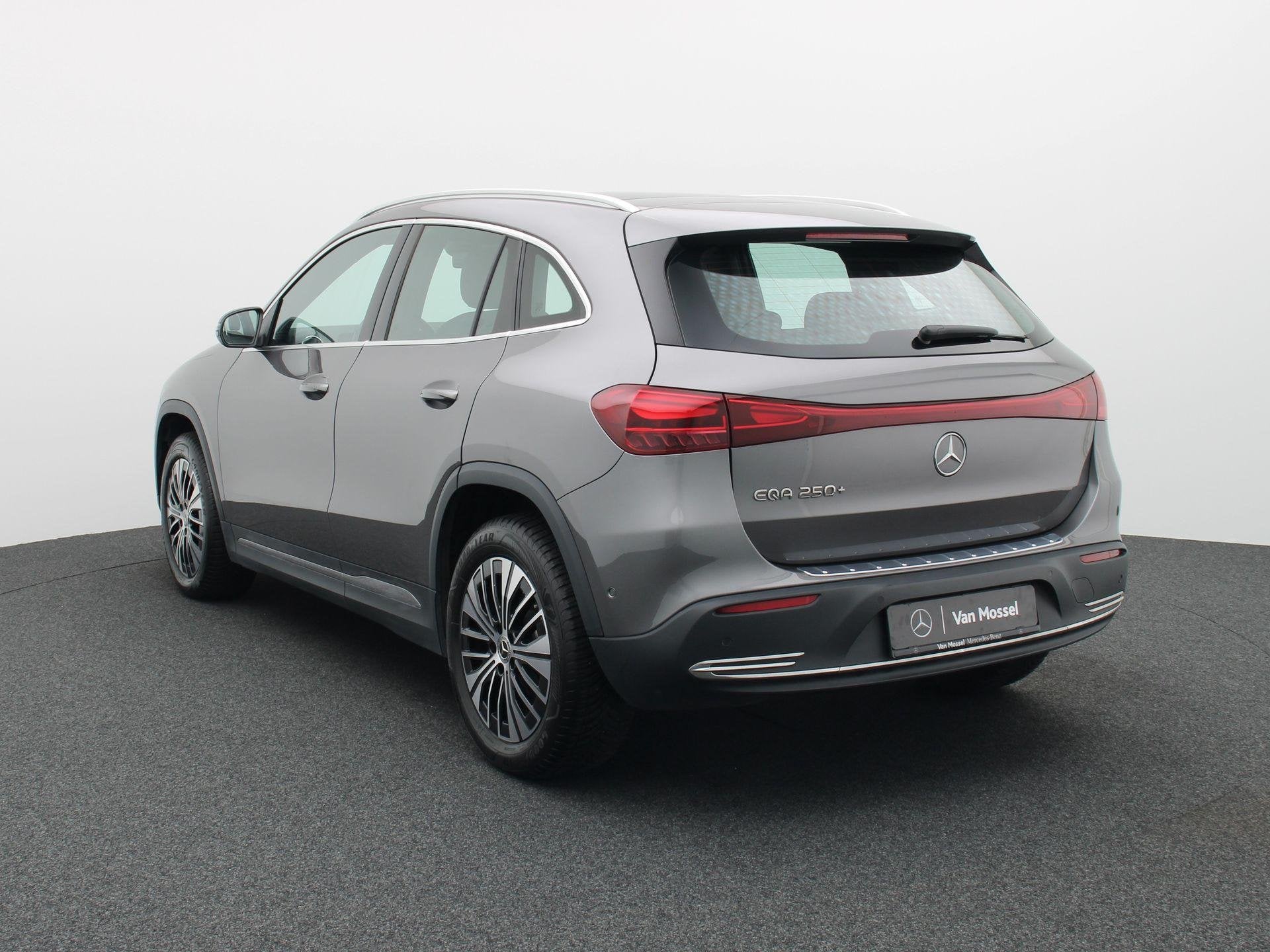 Mercedes-Benz EQA 250+ Business Line + CARPLAY + PANORAMISCH, Argent ou Gris, Achat, 550 km, Euro 6