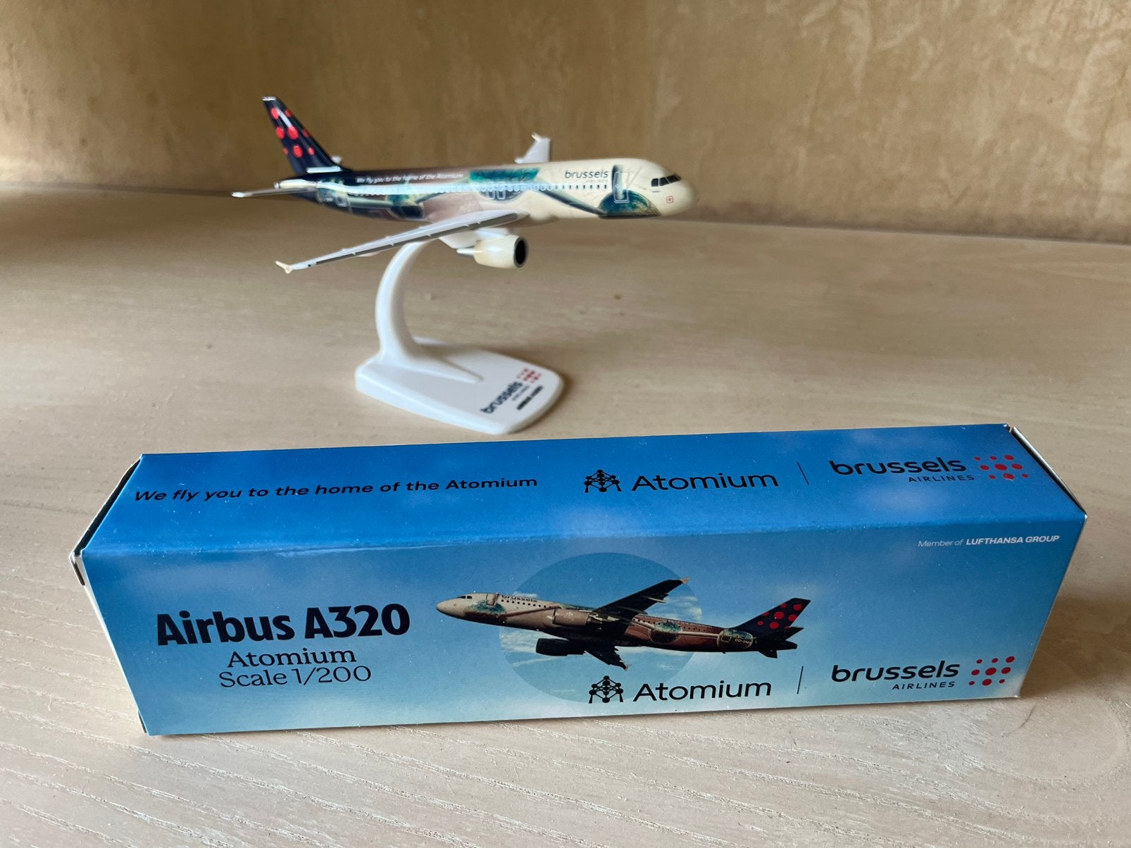 Nouveau A320Atomium, Neuf, Autres marques, Enlèvement ou Envoi, 1:144 à 1:200