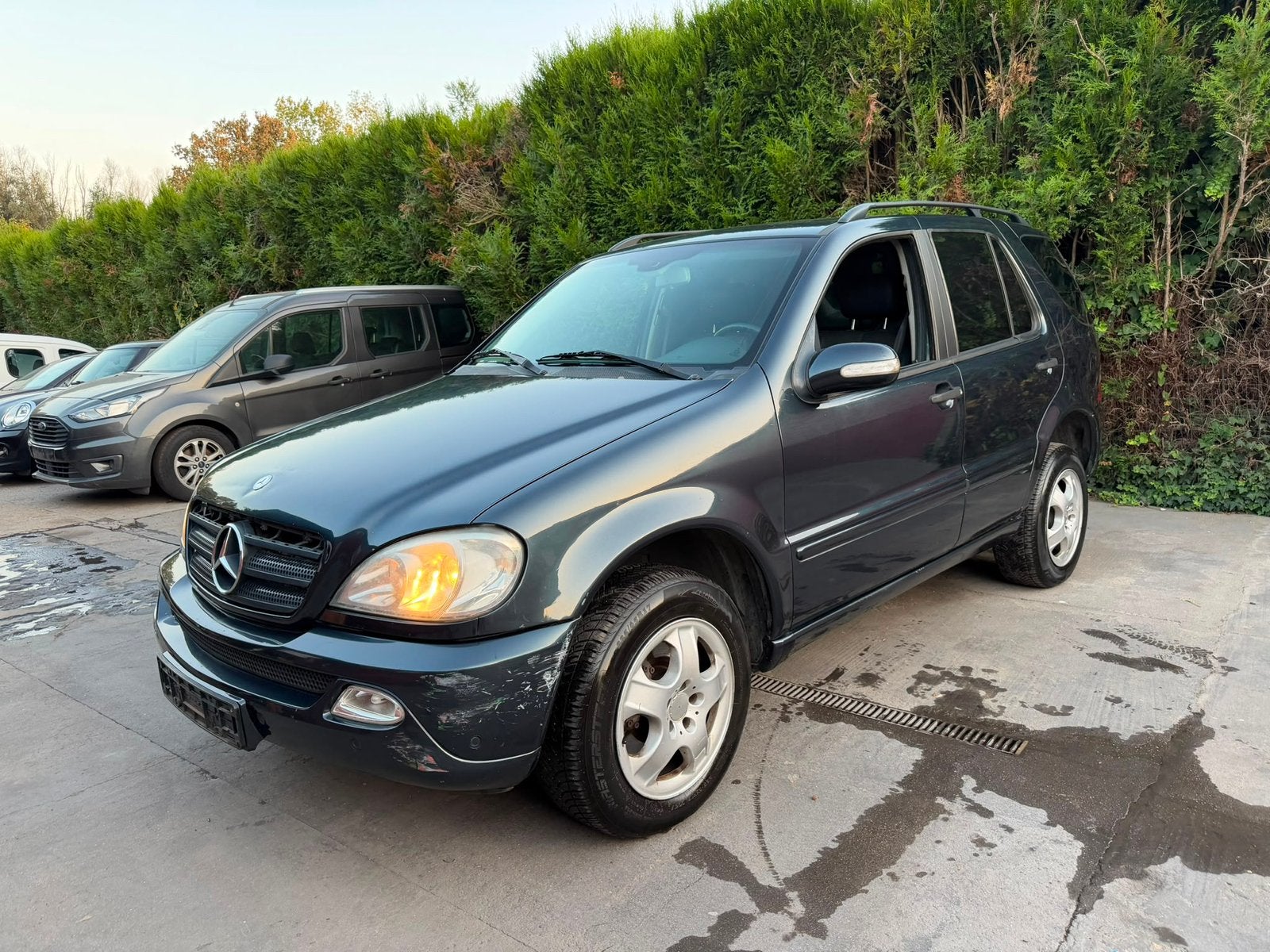Mercedes ml 2.7 automaat 2500€ export of handelaar, Auto's, Mercedes-Benz, Automaat, Bedrijf, Diesel, M-Klasse