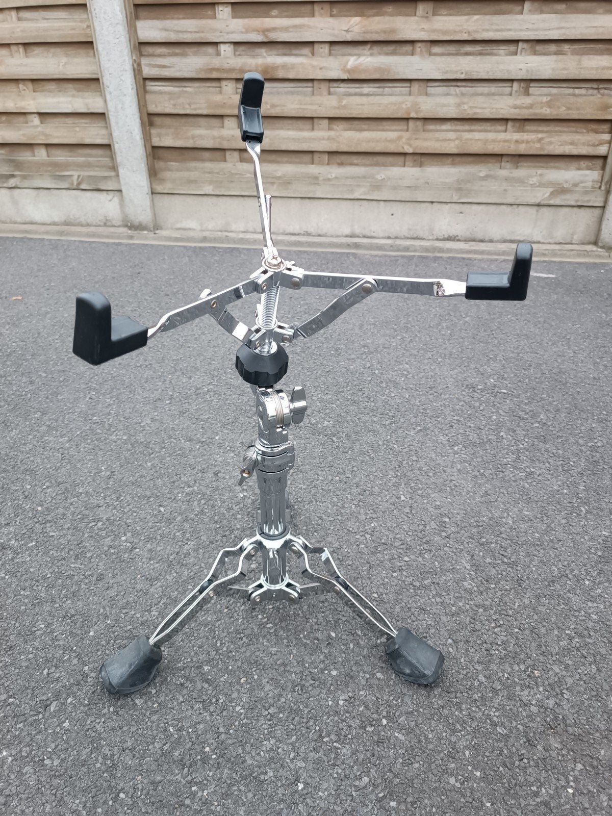 TAMA snare statief, Muziek en Instrumenten, Ophalen of Verzenden, Gebruikt, Tama