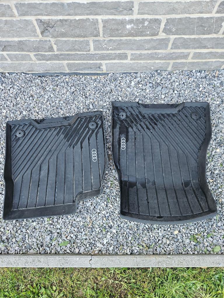 Tapis Audi Q6, Enlèvement, Utilisé, Audi