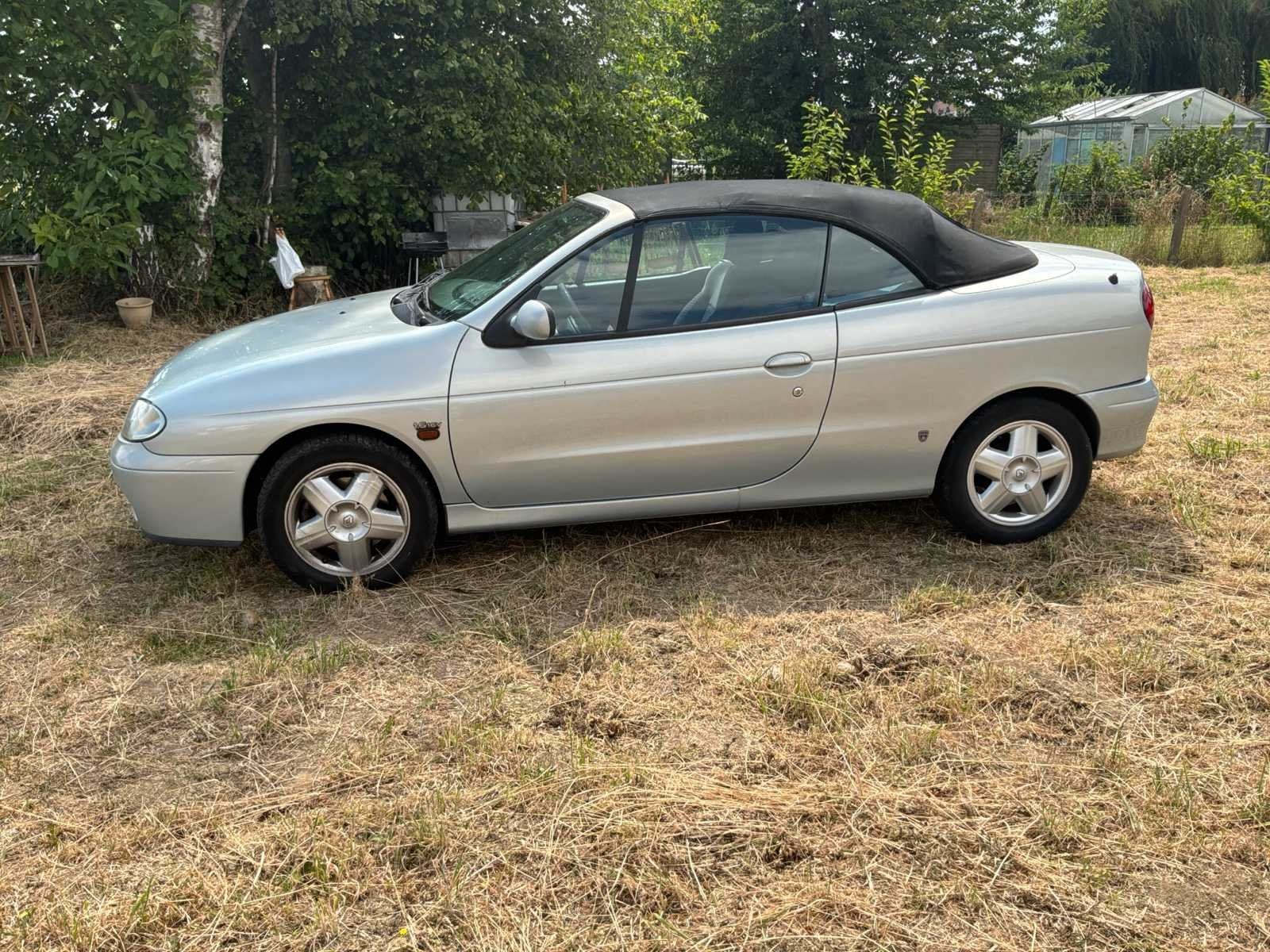 2002 Renault Megane Cabriolet 1.6 16V auto, Auto's, Gebruikt, Bedrijf, Overige carrosserie, Mégane