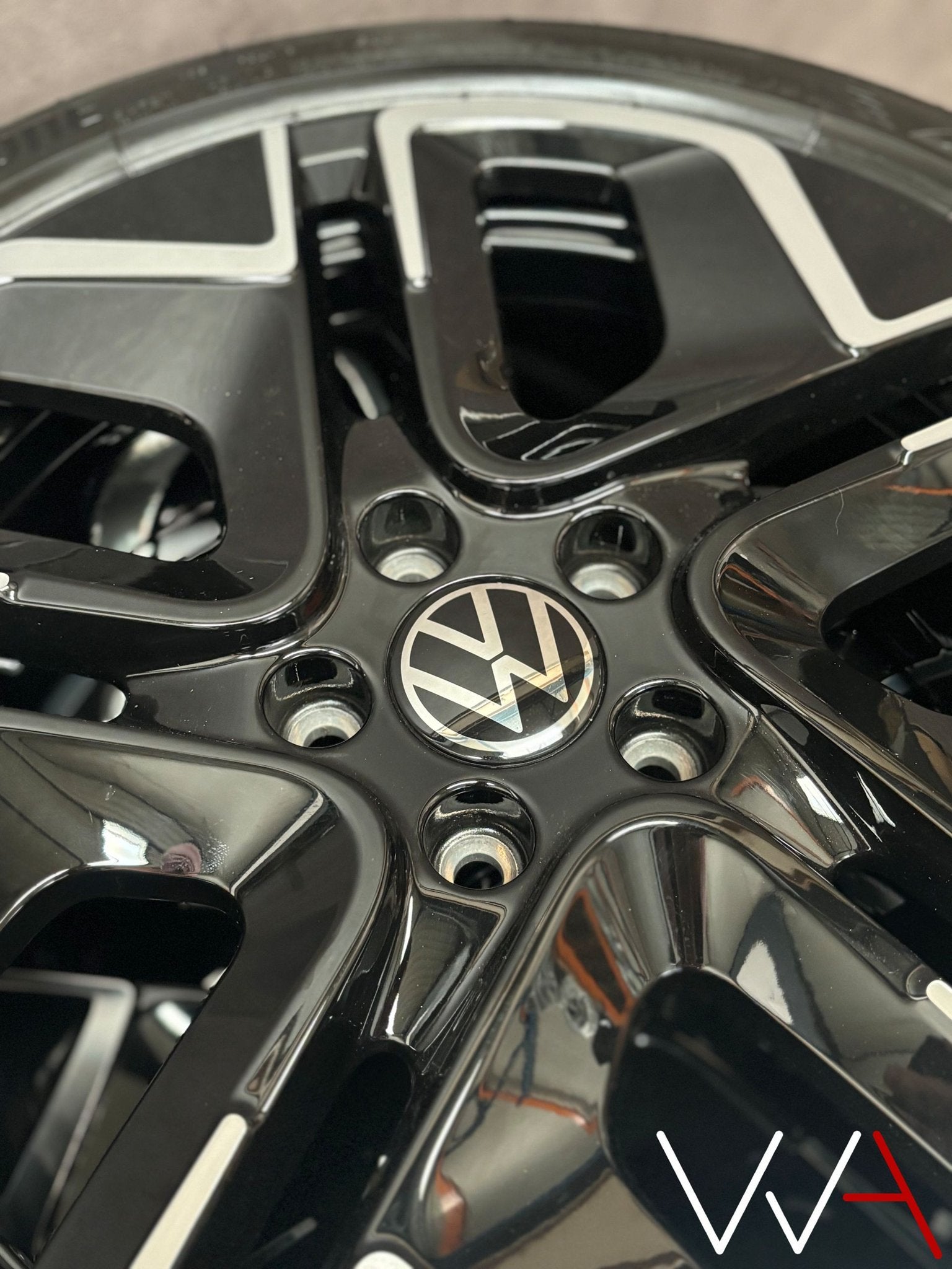18'' Volkswagen Golf 8 Facelift R-Line ''York'' velgen DEMO, 18 inch, Gebruikt, -, -