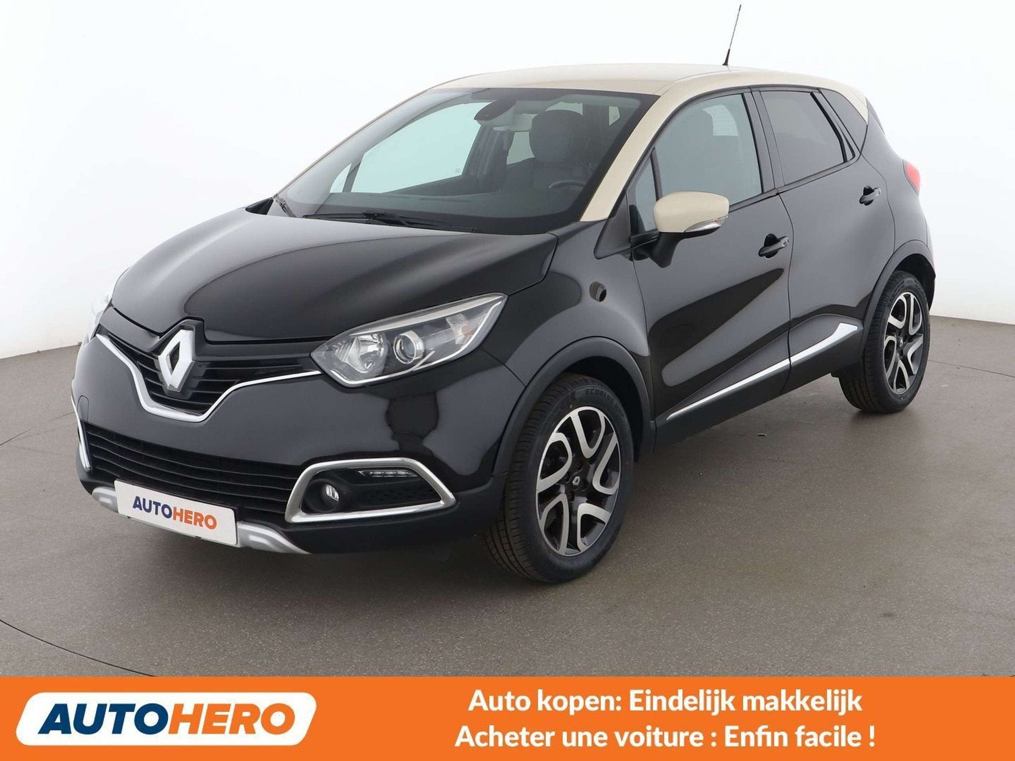 Renault Captur 0.9 TCe Intens (bj 2016), Auto's, Voorwielaandrijving, 898 cc, Gebruikt, Zwart