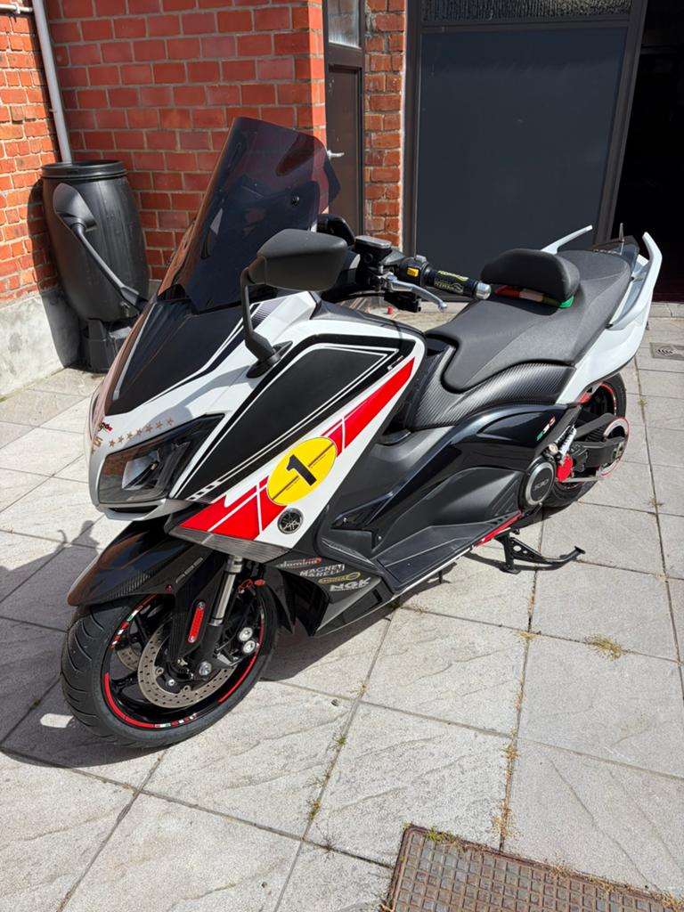Moto, Motos, Scooter, Occasion, 2 cylindres, Éclairage LED