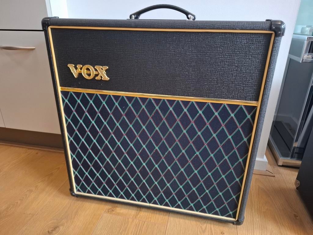 VOX AD60VT Valvetronix, Muziek en Instrumenten, Versterkers | Bas en Gitaar, Gebruikt, Gitaar, 50 tot 100 watt, Ophalen