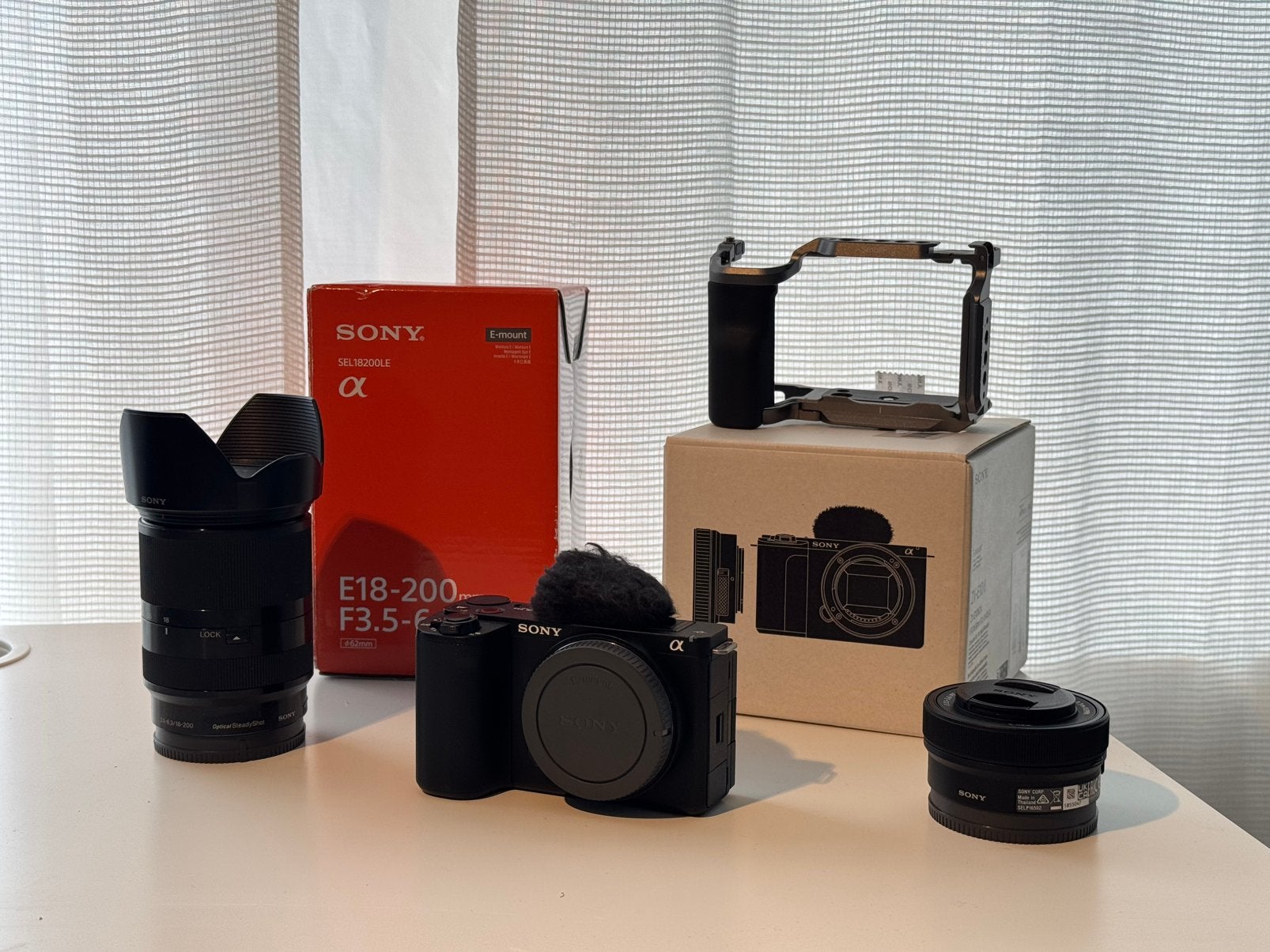 Sony ZV-E10 mark II met lenzen en ekstras, Audio, Tv en Foto, Sony, Ophalen, Zo goed als nieuw