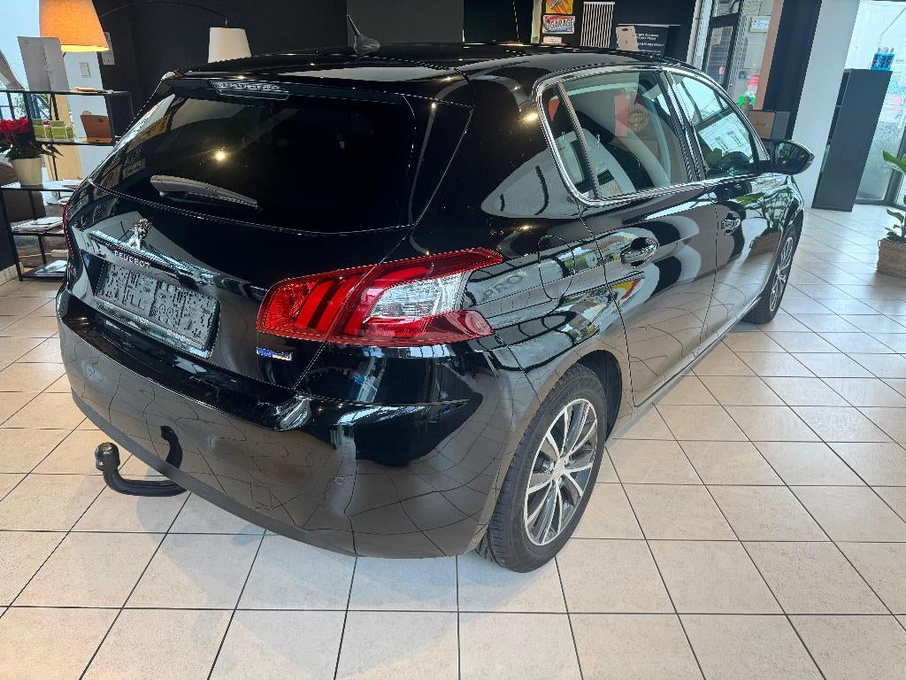 Peugeot 308 Allure, Auto's, Peugeot, Stof, Zwart, 5 deurs, Adaptive Cruise Control