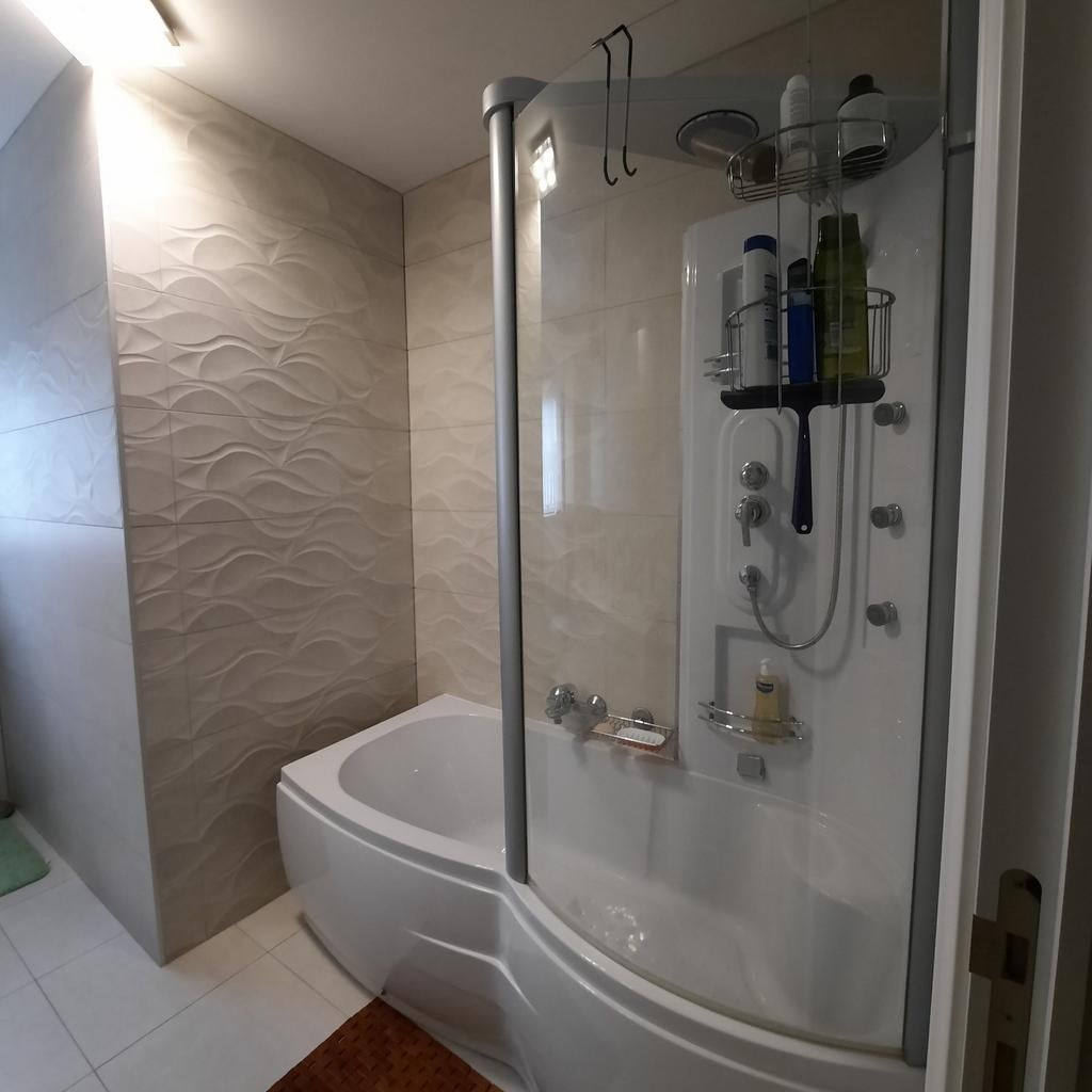 Bad-douche combinatie, Huis en Inrichting, Badkamer | Complete badkamers, Ophalen