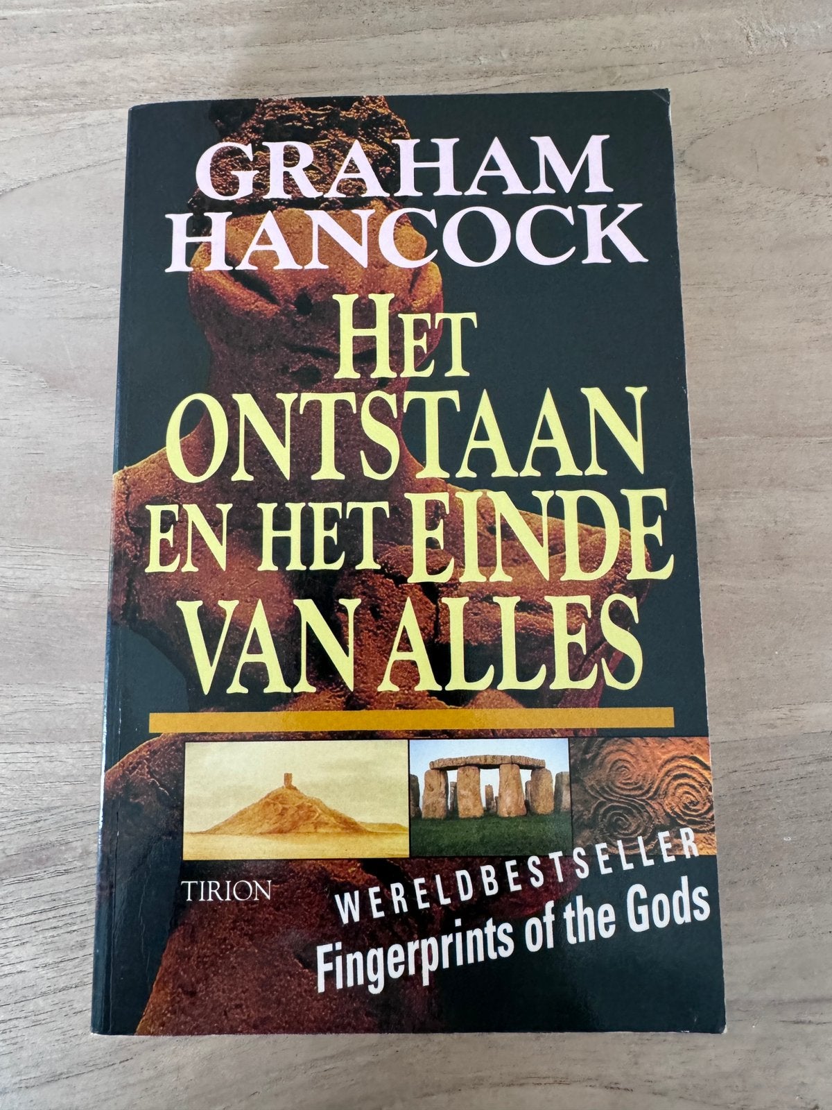 Het ontstaan en het einde van alles, Boeken, Ophalen of Verzenden, Gelezen