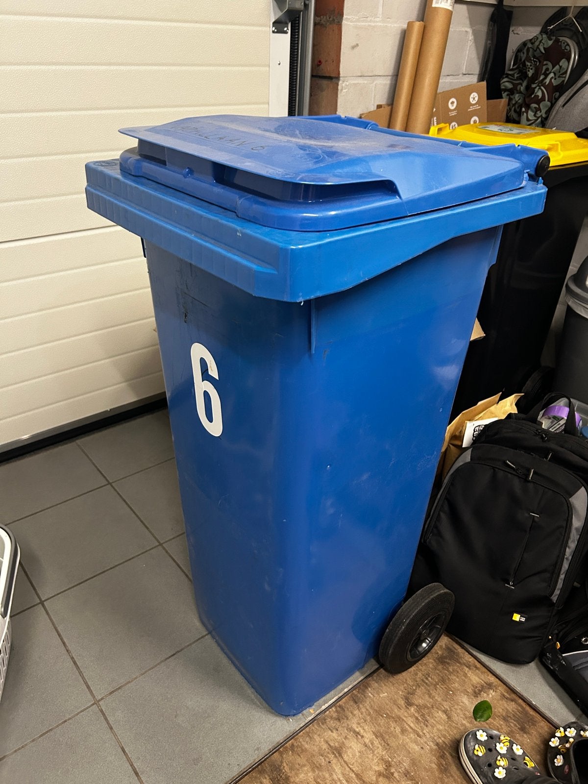 Afvalcontainer blauw 120 liter, Ophalen, Zo goed als nieuw