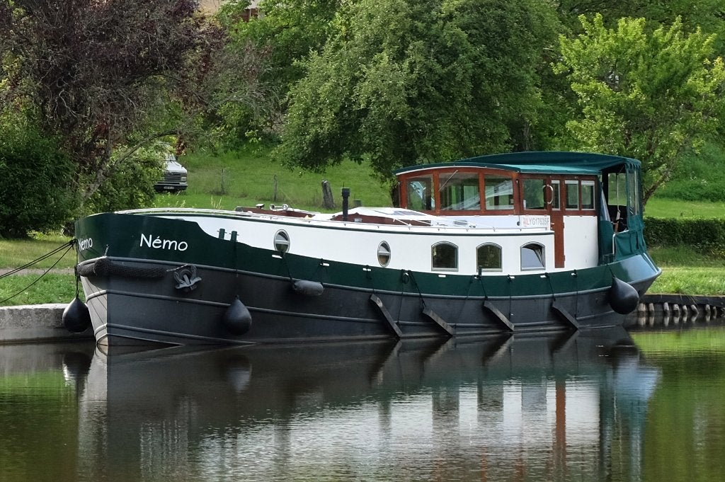 Bateau fluvial Piper 16,85 m, Diesel, Sondeur, 17 m, Utilisé
