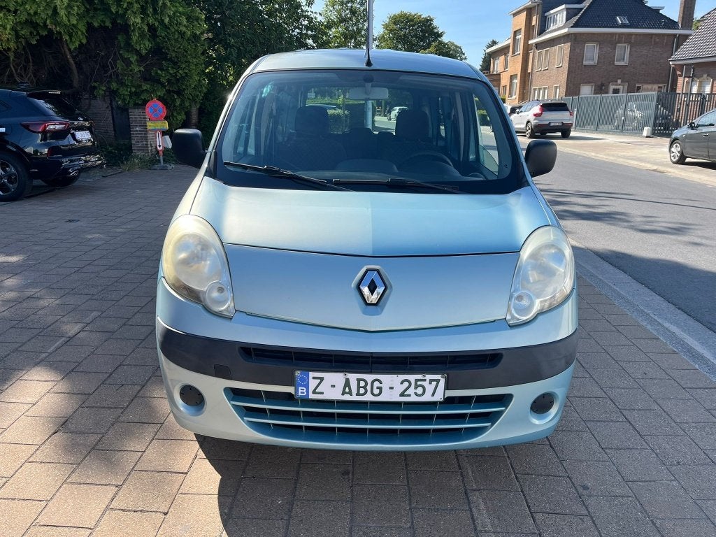 Renault Kangoo  1.6i Dynamique, Euro 5, 4 portes, Entreprise, https://public.car-pass.be/vhr/1acbd2d2-2e85-4ace-9c51-8f7b4ed5238a
