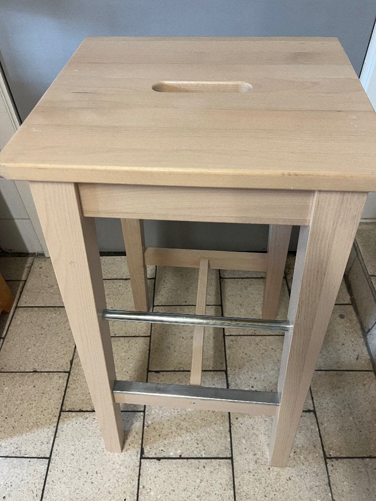 Tabouret haut Ikéa Nilsolle en bois blanc, Enlèvement, Utilisé, Blanc