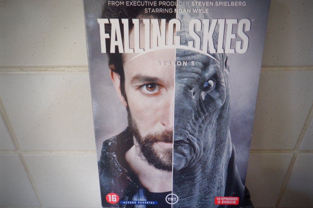 DVD Serie 5 Falling Skies.(3DVD'S), Espagnol, Enlèvement ou Envoi, Fantasy, Comme neuf