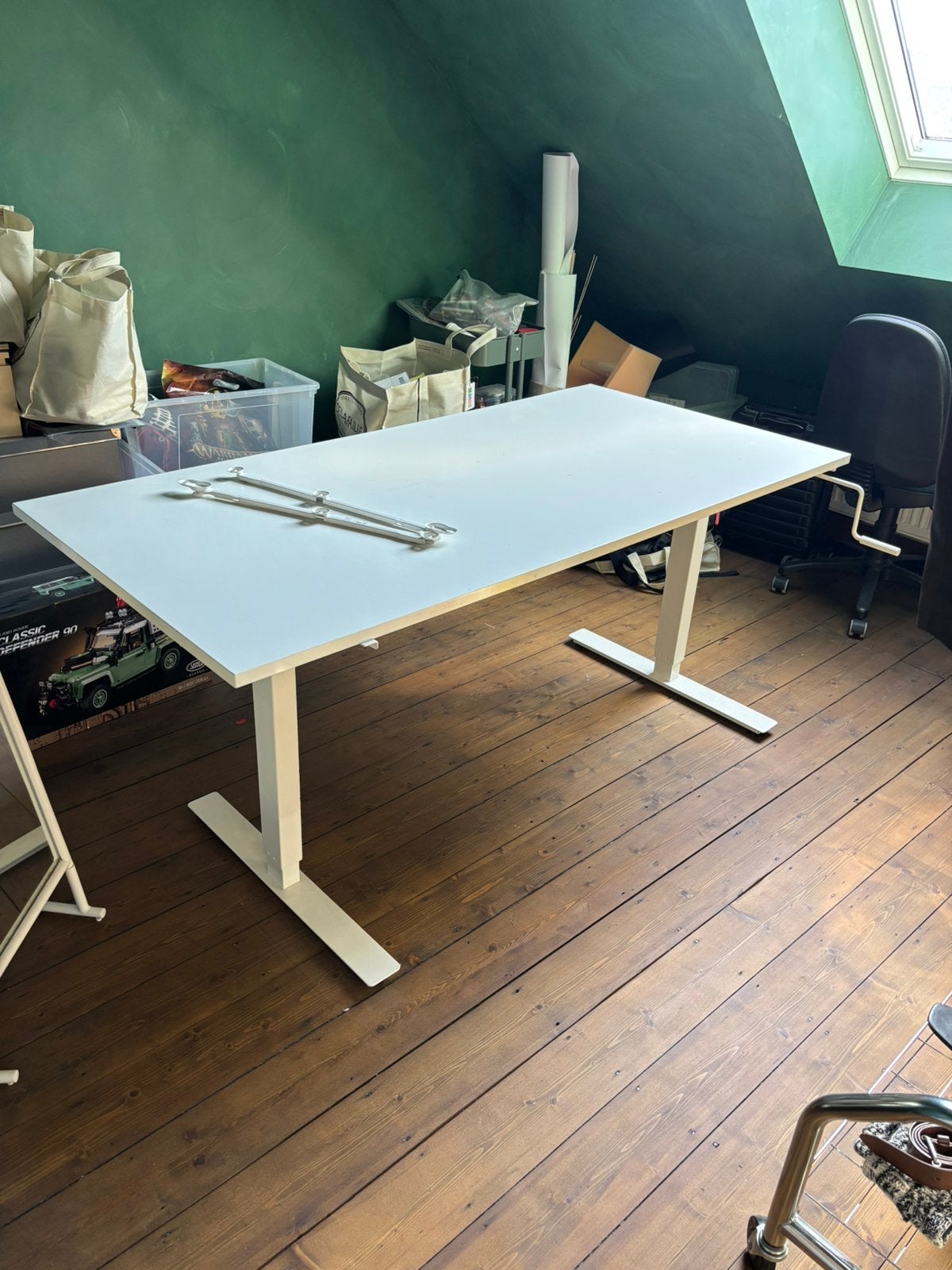 Bureau assis et debout IKEA TROTTEN 160 x 80 cm - réglable, Enlèvement, Réglable en hauteur, Comme neuf, IKEA