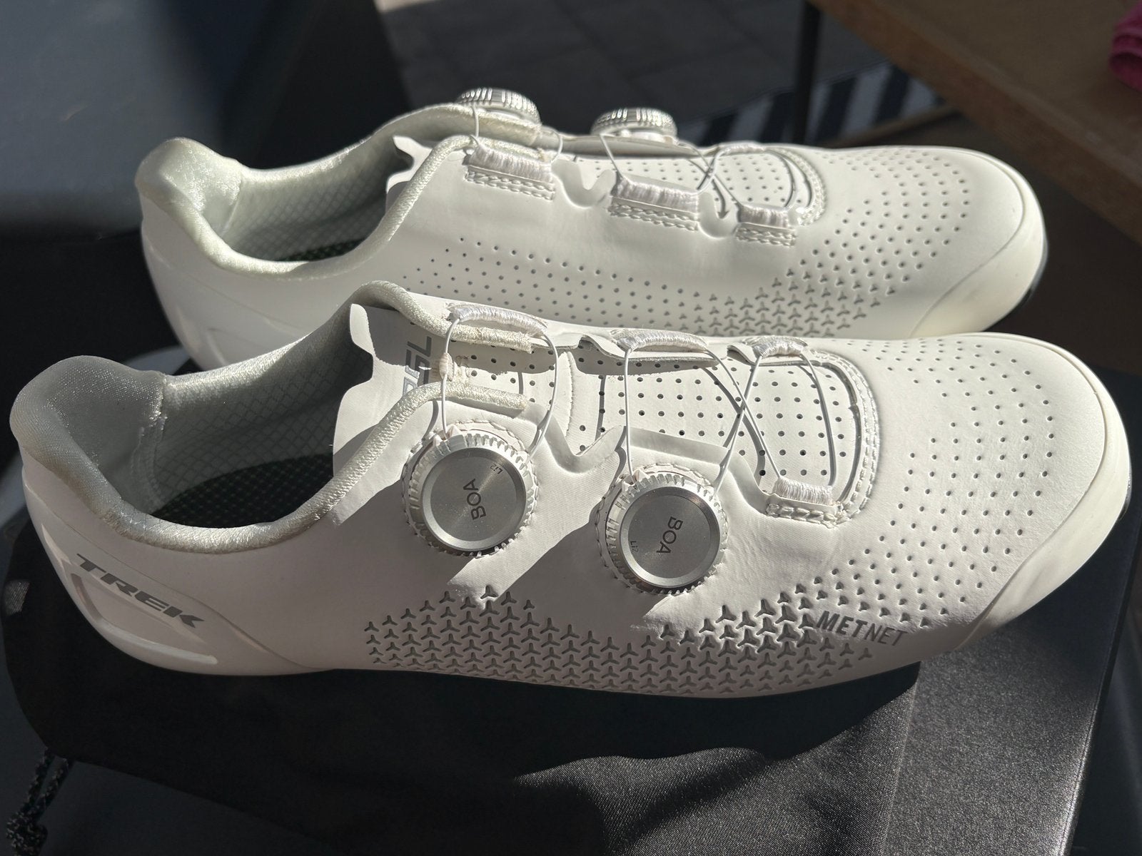 Chaussures de vélo Trek RSL - blanches - taille 43, Vélos & Vélomoteurs, Accessoires vélo | Vêtements de cyclisme, S, Enlèvement ou Envoi