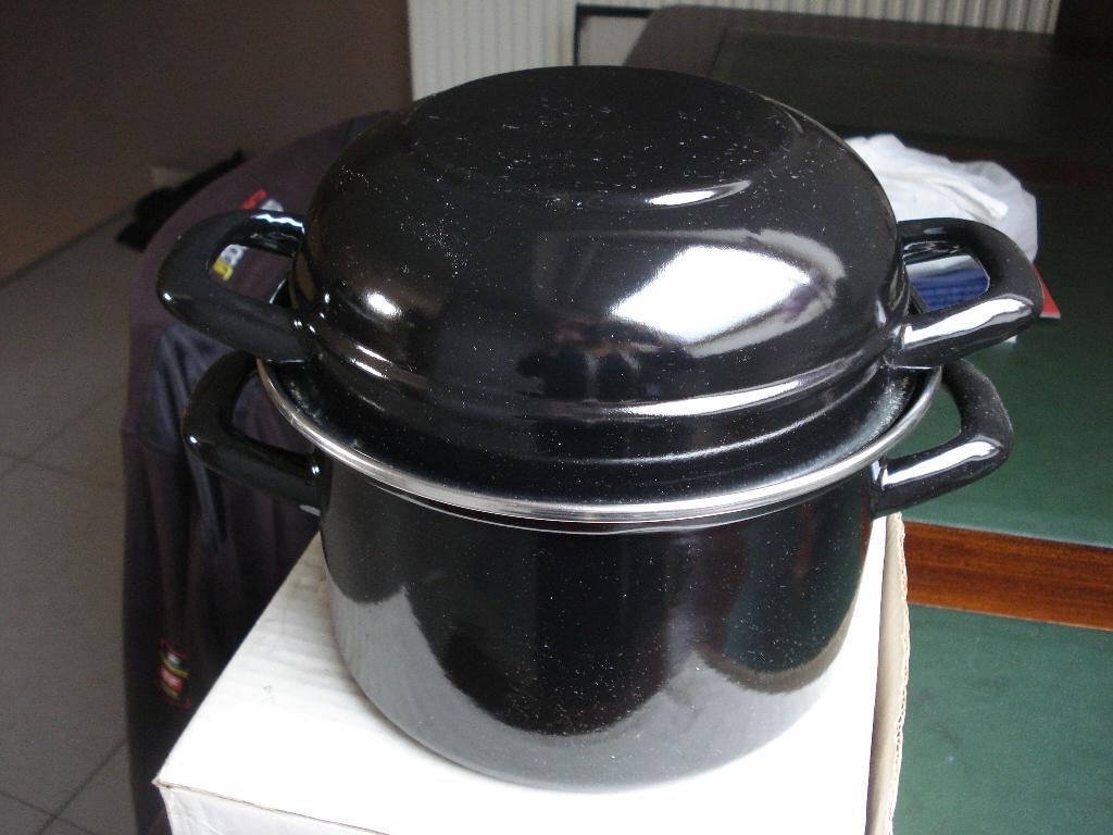 Nieuwe mosselpot, Huis en Inrichting, Ophalen of Verzenden, Nieuw, Kookpan of Snelkookpan