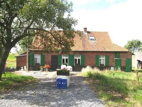 Gezocht! huurwoning met beetje grond