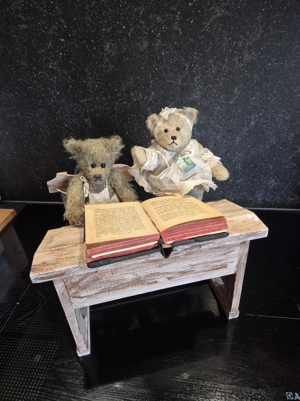 2 oude beren, Collections, Ours & Peluches, Enlèvement ou Envoi, Comme neuf