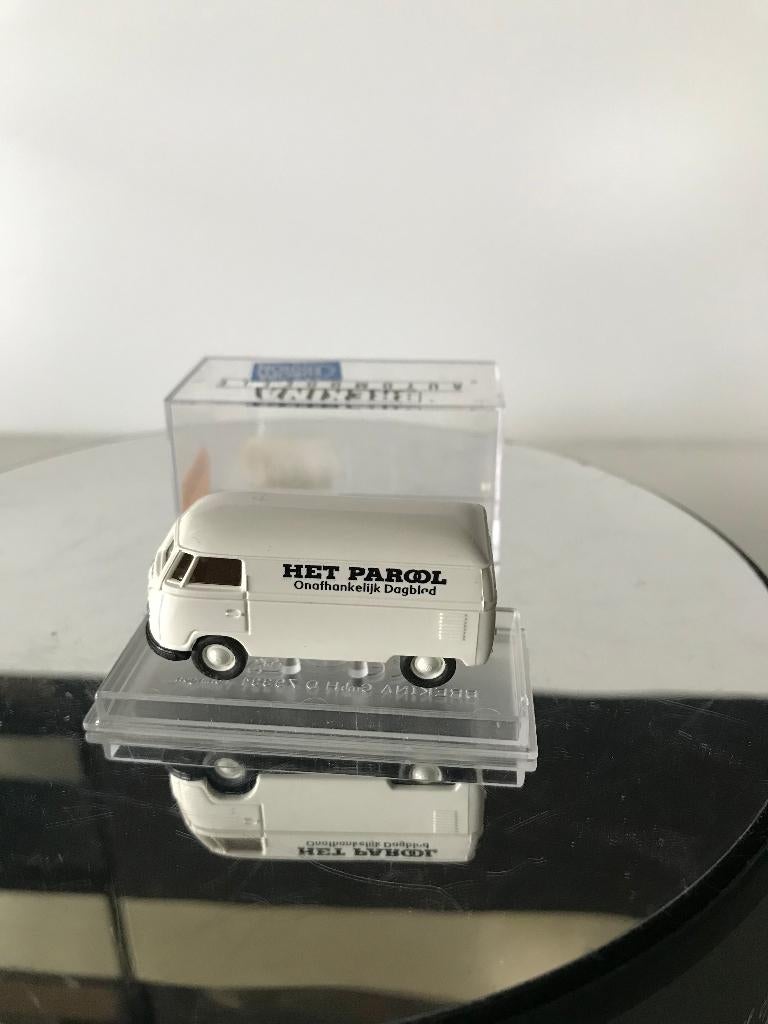 DAGBLAD HET PAROOL - VOLKSWAGEN T1 - BREKINA - 1:87, Verzenden, Nieuw, Bus of Vrachtwagen, Brekina