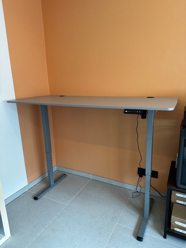 zit-sta bureau 160cm x 70 cm (merk Jummico), Huis en Inrichting, Bureaus, Ophalen, Zit-sta bureau, 160 cm, Elektrisch