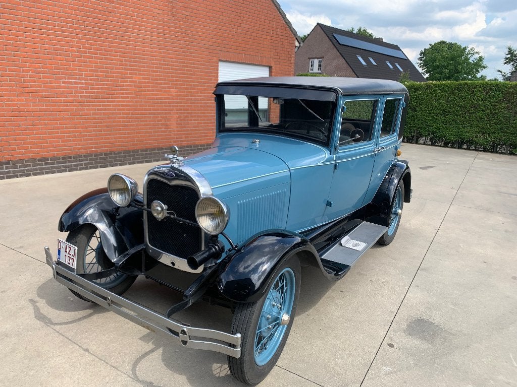 A ford 1928, Auto's, Ford USA, Particulier, Overige modellen, Benzine, 4 deurs, Handgeschakeld, Blauw, Grijs, Stof, Achterwielaandrijving
